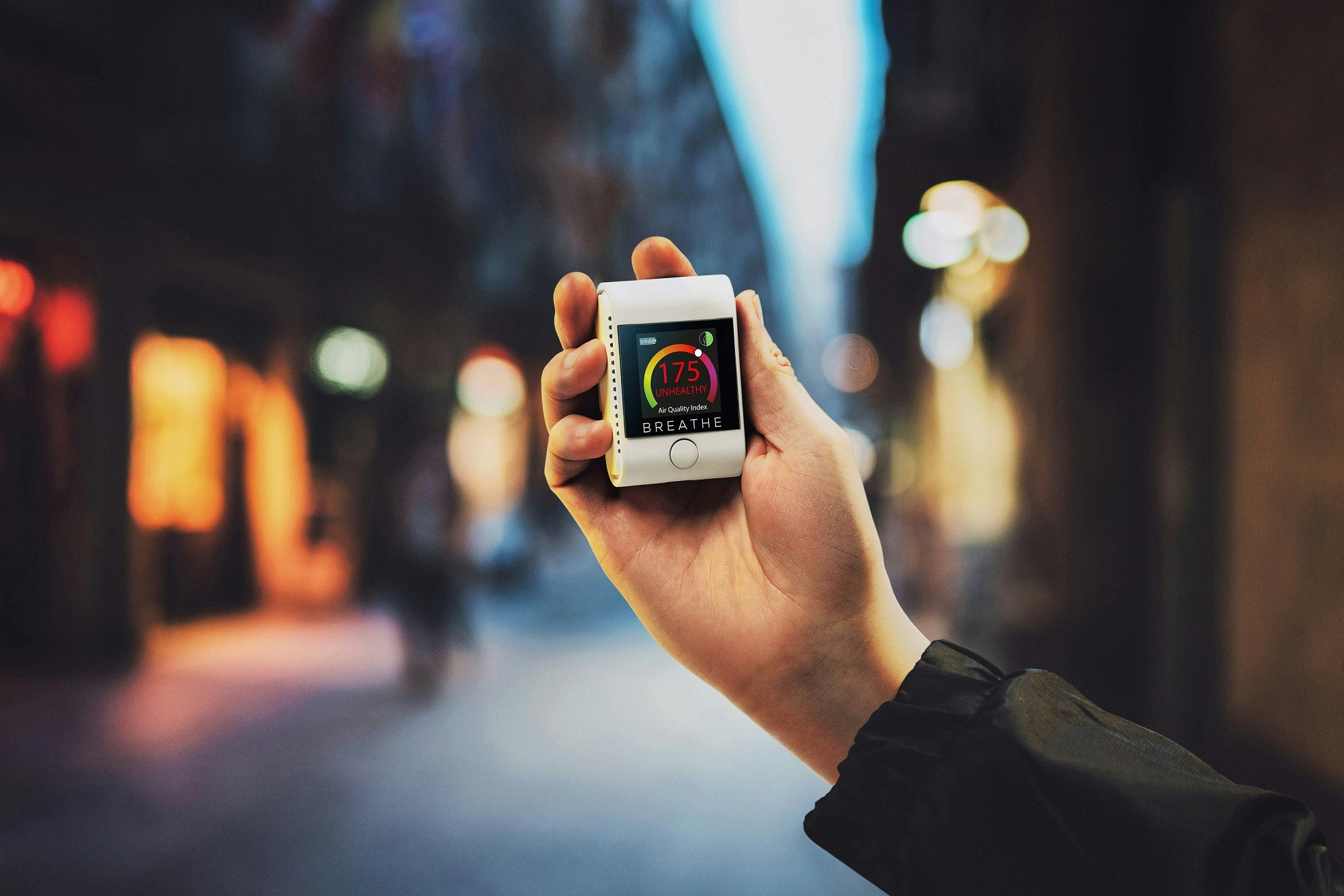 BREATHE|Smart - portable air quality monitor gallery image