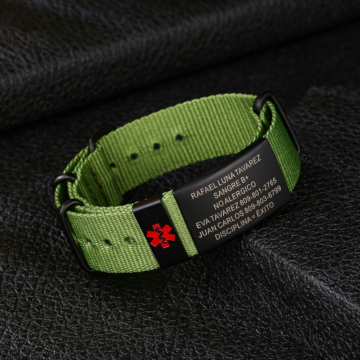 WRIST SAFETY CHIC gallery image