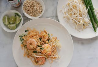 Bangkok Street Food 🍜 gallery image