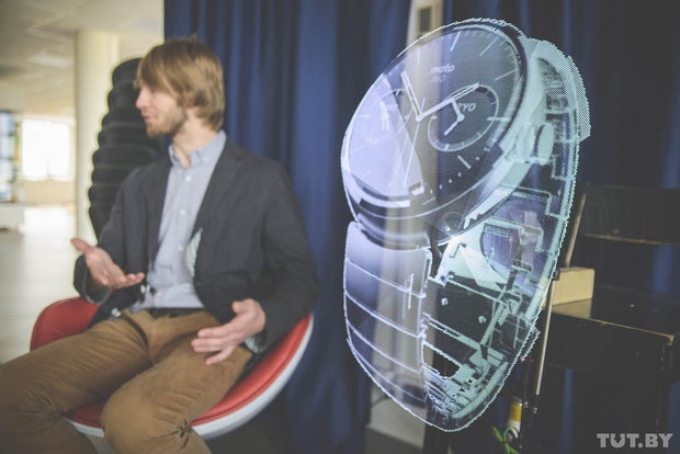 Kino Mo Holo Displays gallery image