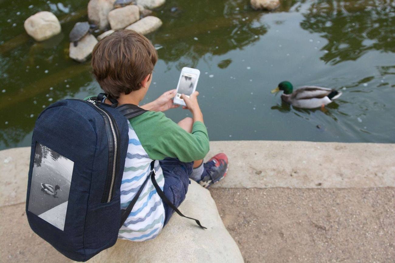 POP-I e-Paper Backpack gallery image