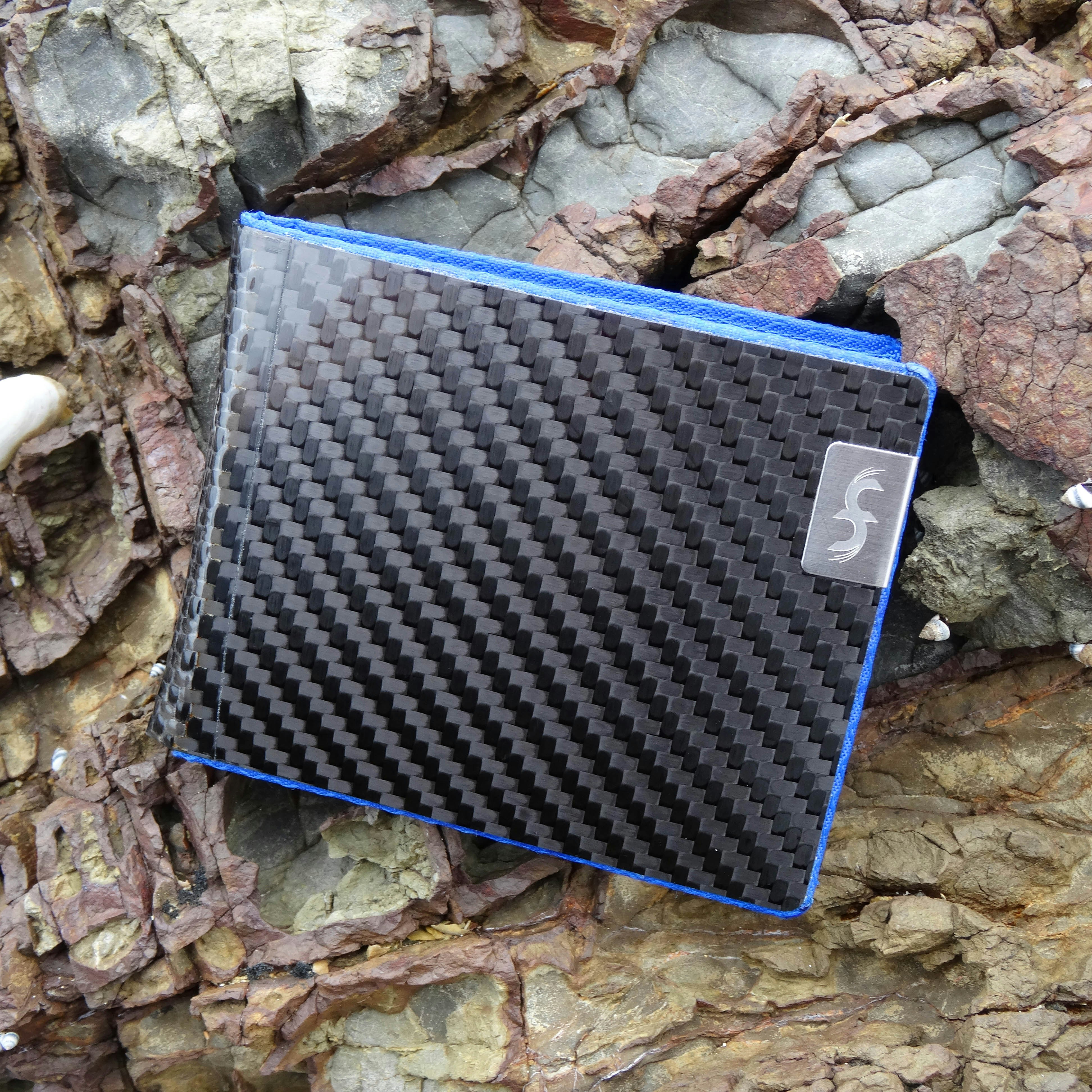 Common Fibers Hinge Technology MAX Wallet gallery image