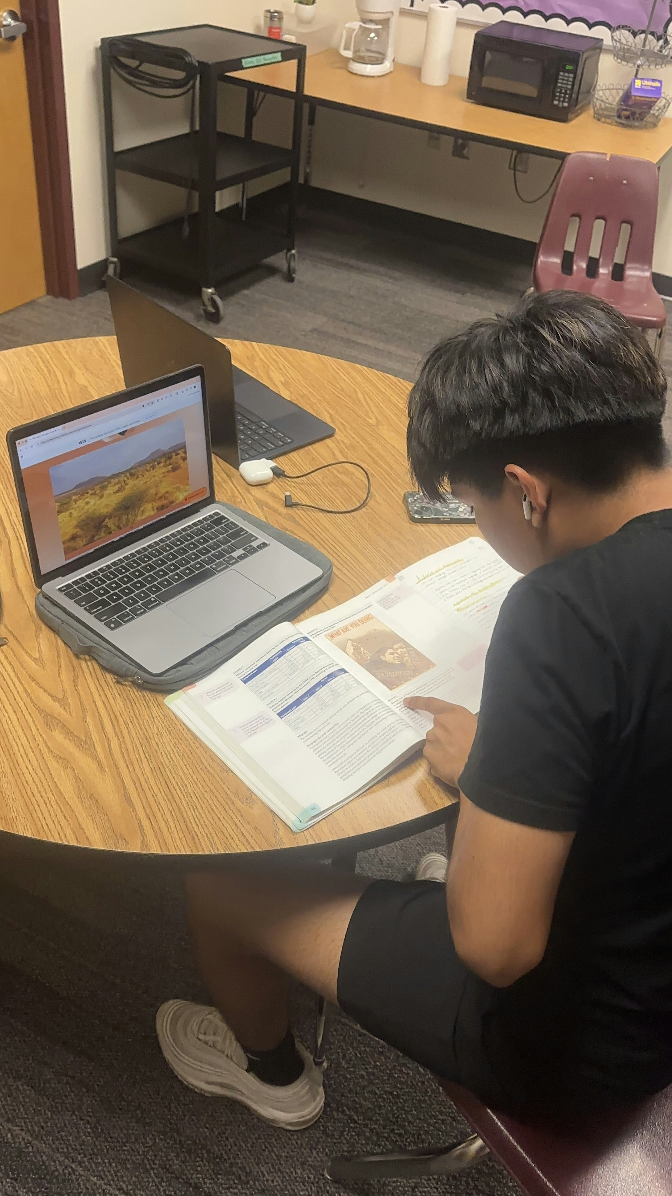 AR Study Zone - Screenshot 2 showing product features and functionality