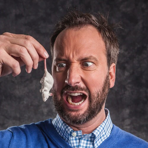 Four Things Podcast: #4 - Apple Get Fingered