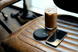 Onyxx Wireless Power Bank gallery image