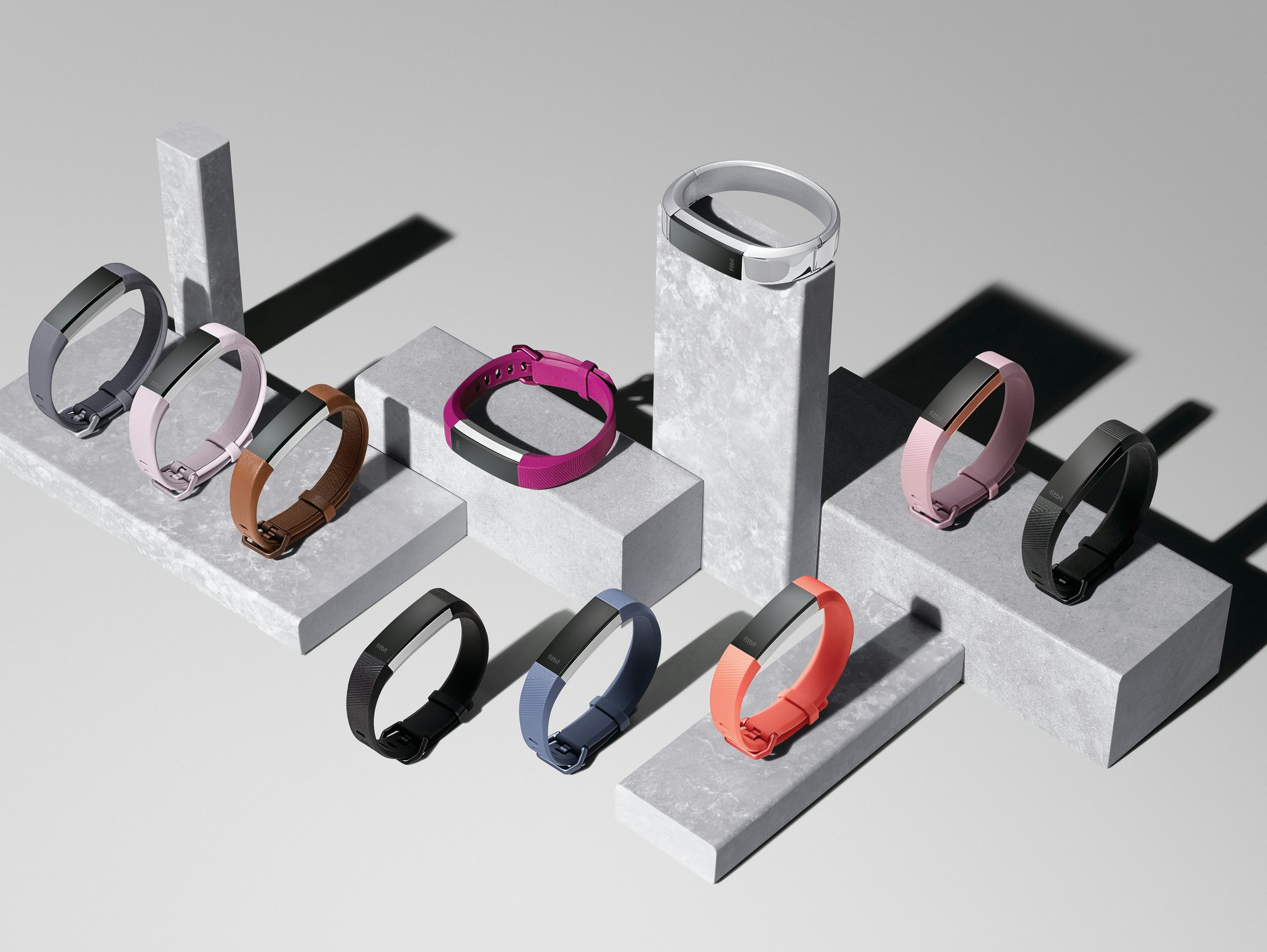 Fitbit Alta HR gallery image