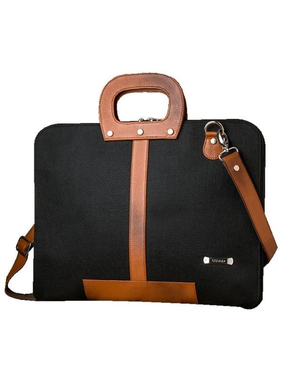 Artilea Bags,Sleeves made from Wool Felt gallery image