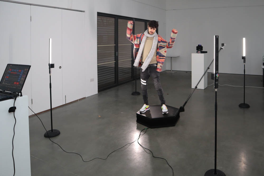 360 SPINR gallery image