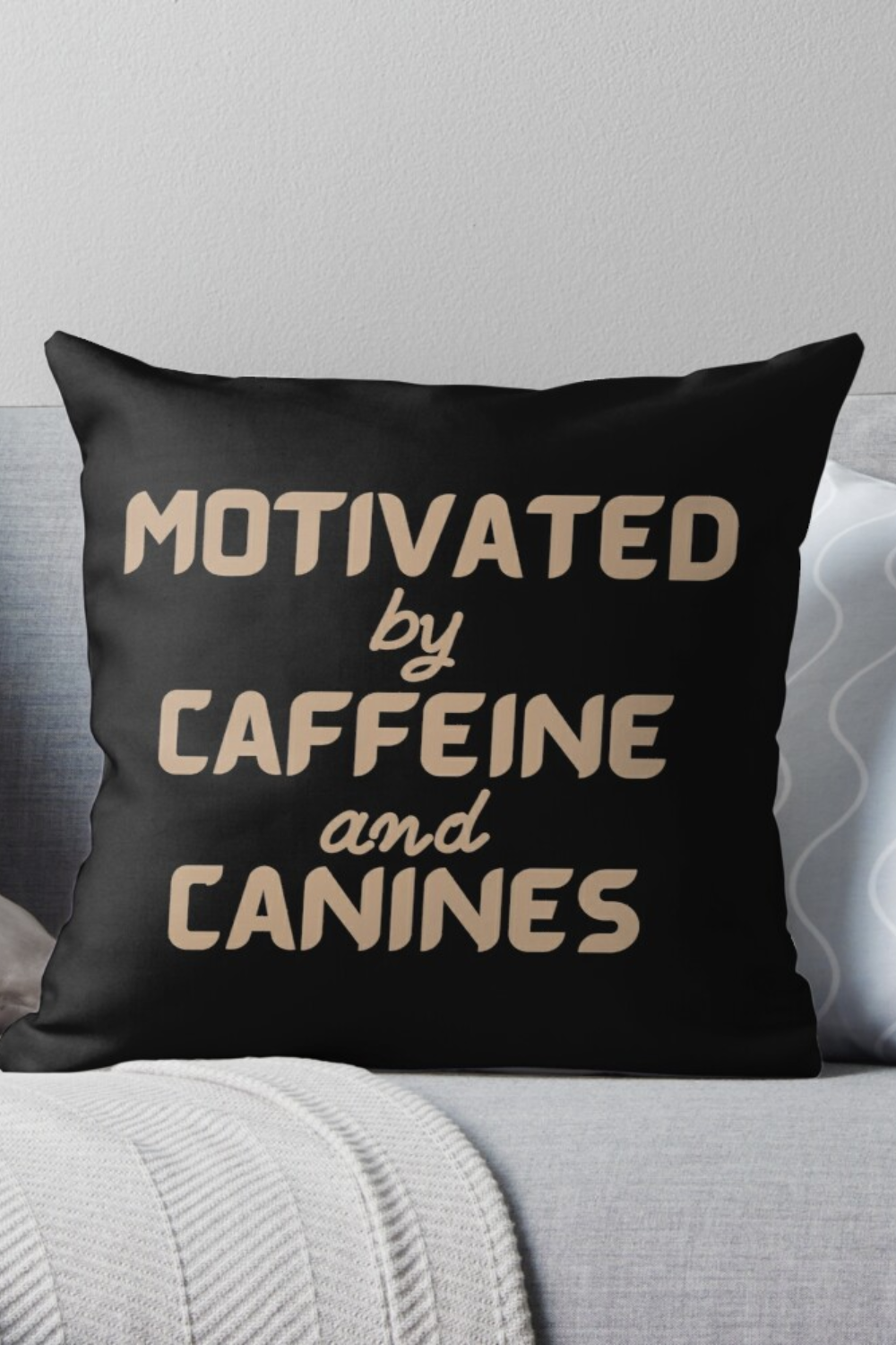 Được thúc đẩy bởi caffeine và răng nanh buồn cười media 21