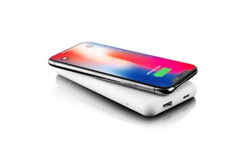 WiBa: 100% Wireless Magnetic Power Bank & Dock gallery image