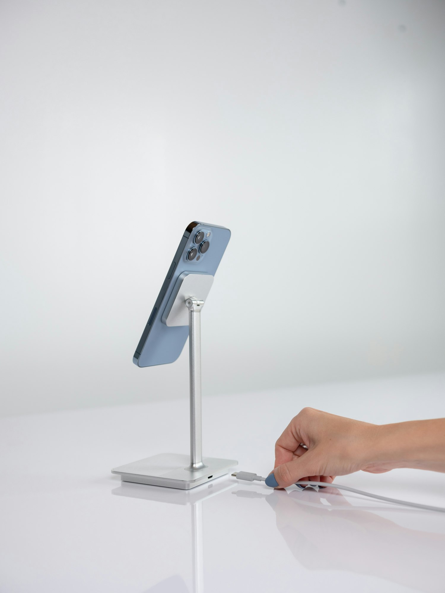 Lab22 - ขาตั้ง iPad ที่ปรับได้อย่างไม่ จำกัด media 6