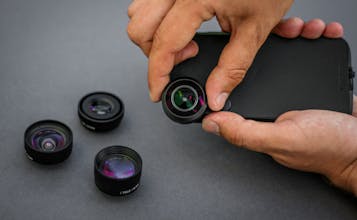 LEMURO - Transform Your Smartphone Into A Powerful Camera gallery image