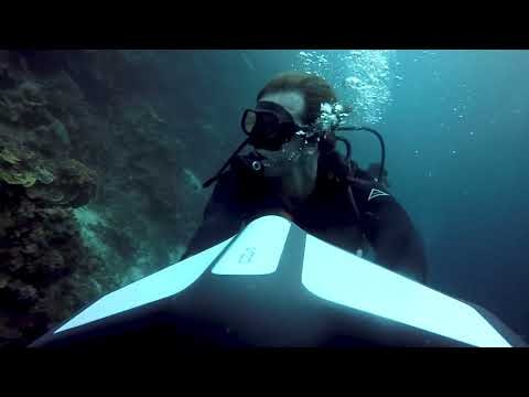 Geneinno S1 Pro Sea Scooter gallery image