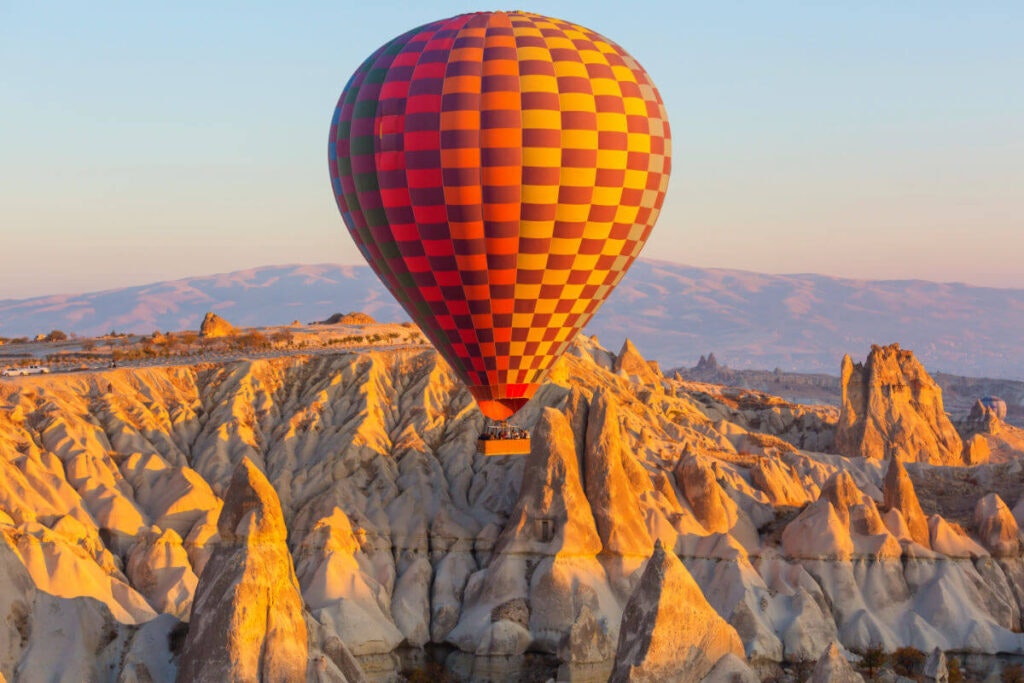 All Istanbul Tours - Wandering travel blogger & creator media 4