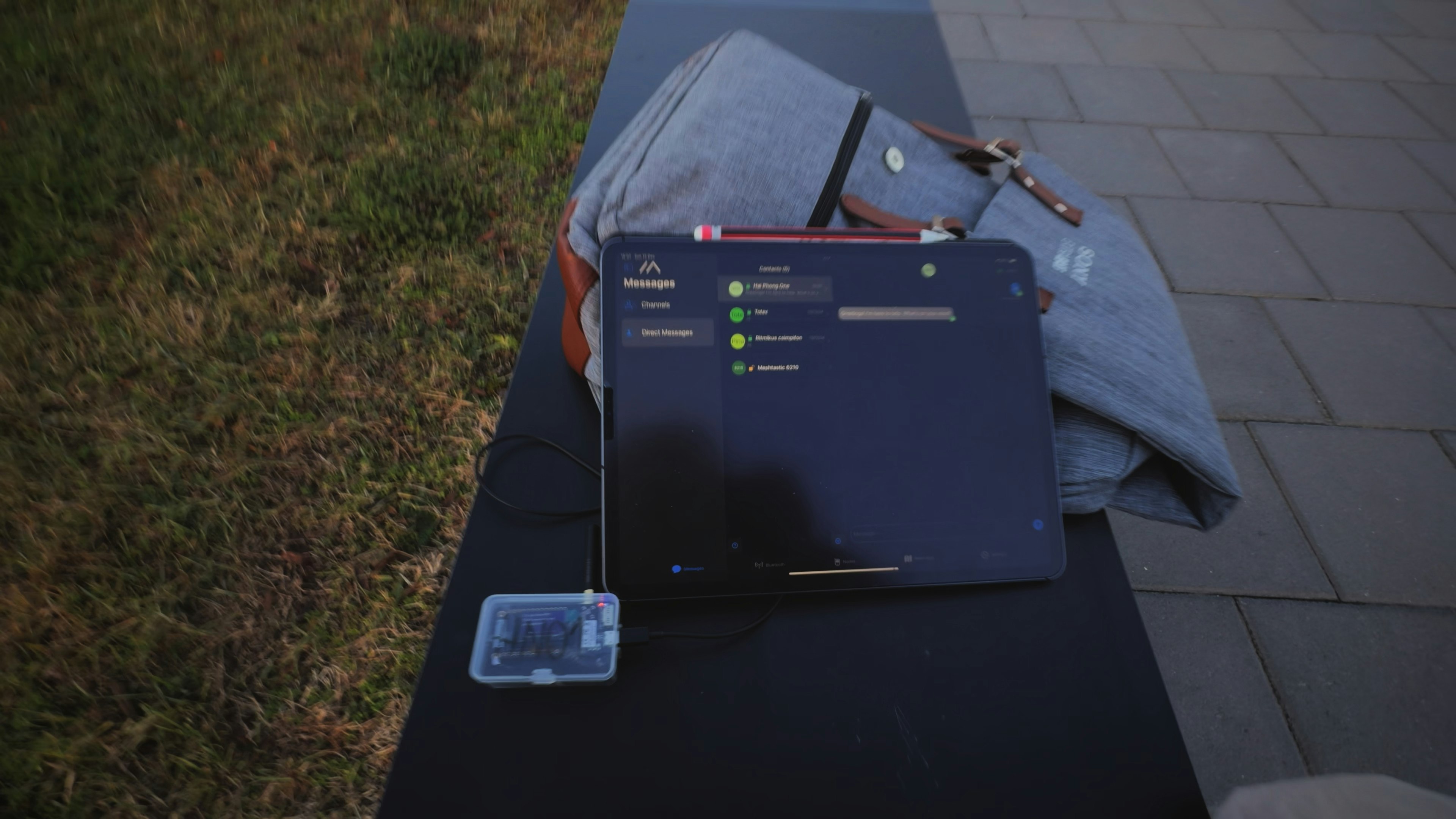 Radio LLM - Piattaforma LLM off-grid e a prova di disastro utilizzando meshtastic media 4