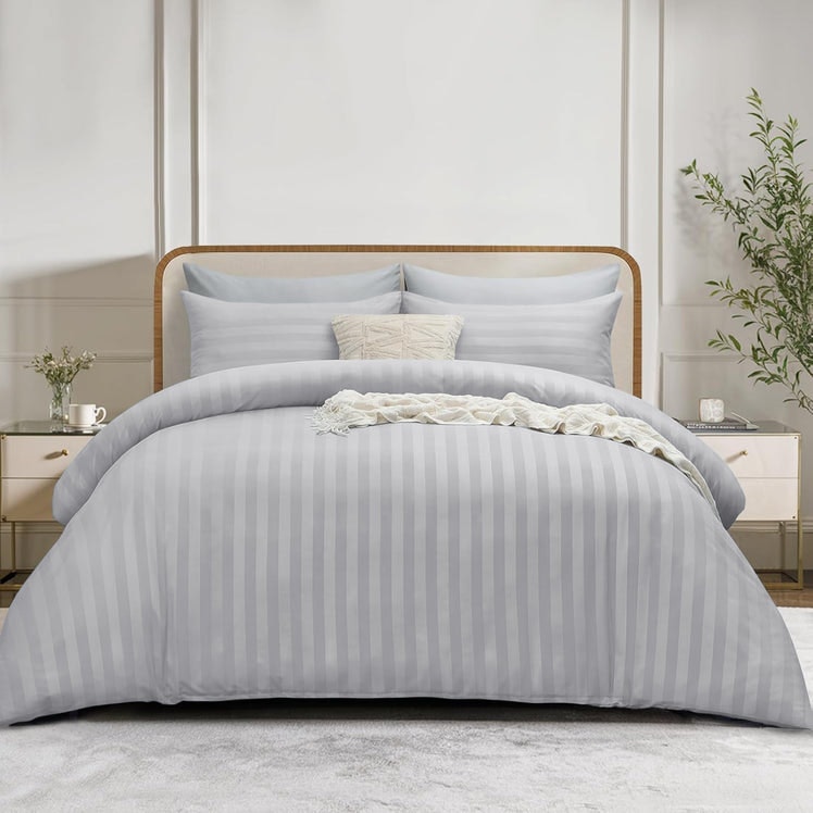 4PC Stripe Bedding Complete Set gallery image
