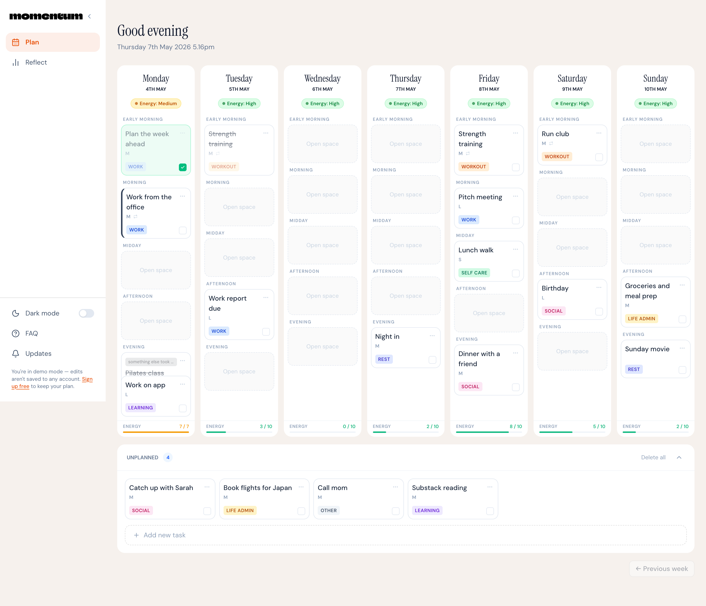 Momentum planner gallery image