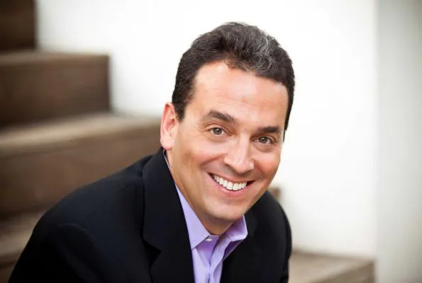 To Sell Is Human by Daniel Pink