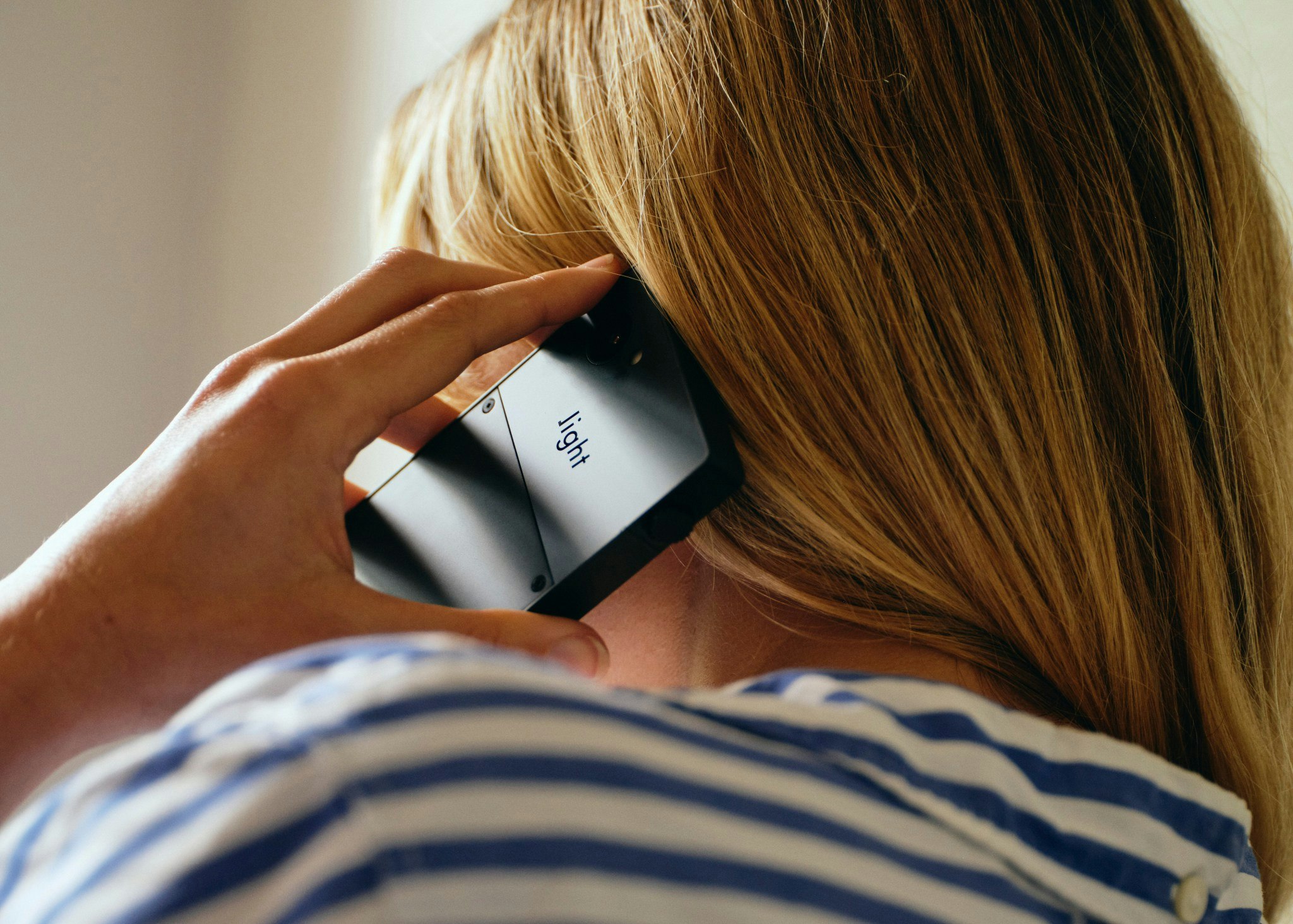 Média Téléphone léger 3 - Le téléphone minimal, fait une preuve future 7