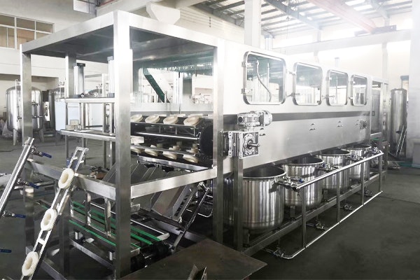 5 gallon barrel water filling machine - Screenshot 4 showing product features and functionality