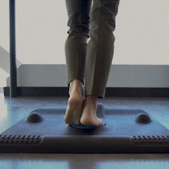 Fidgity Stand & Spin Mat