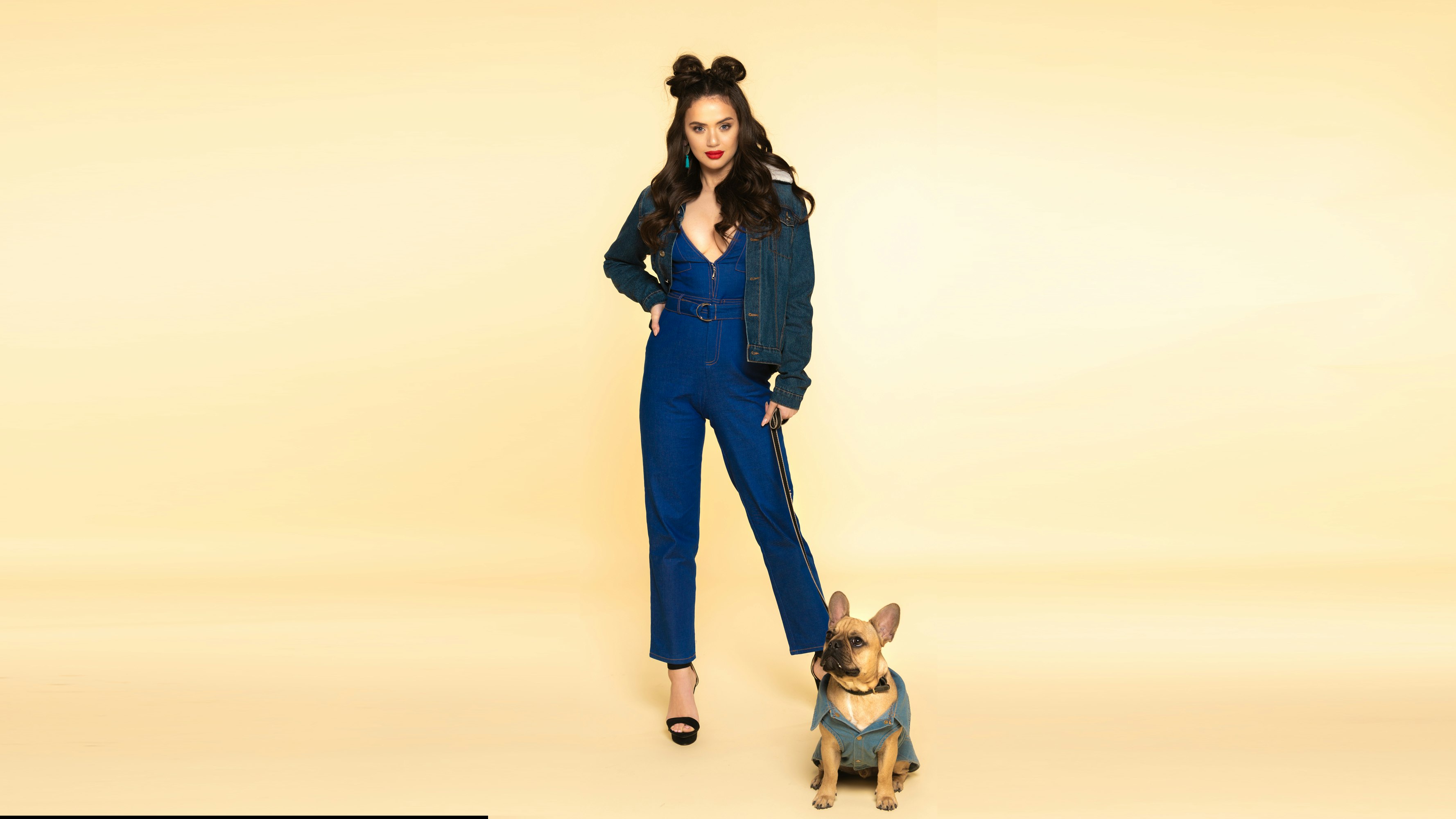 Nu-Da Heated Jackets That Follow Fashion Trends gallery image