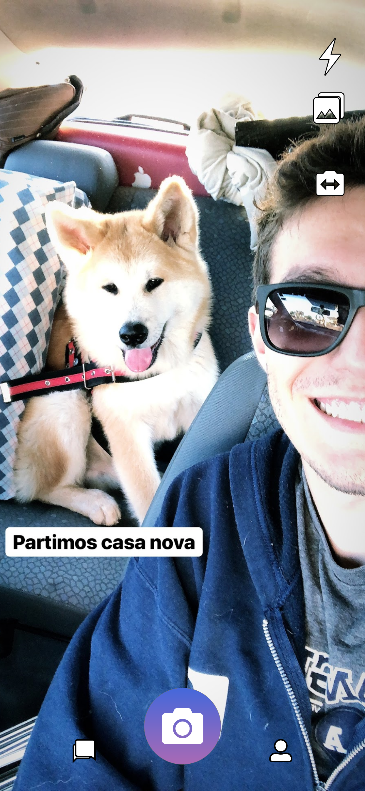 Waving gallery image