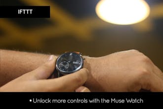 Muse Hybrid Smartwatch gallery image