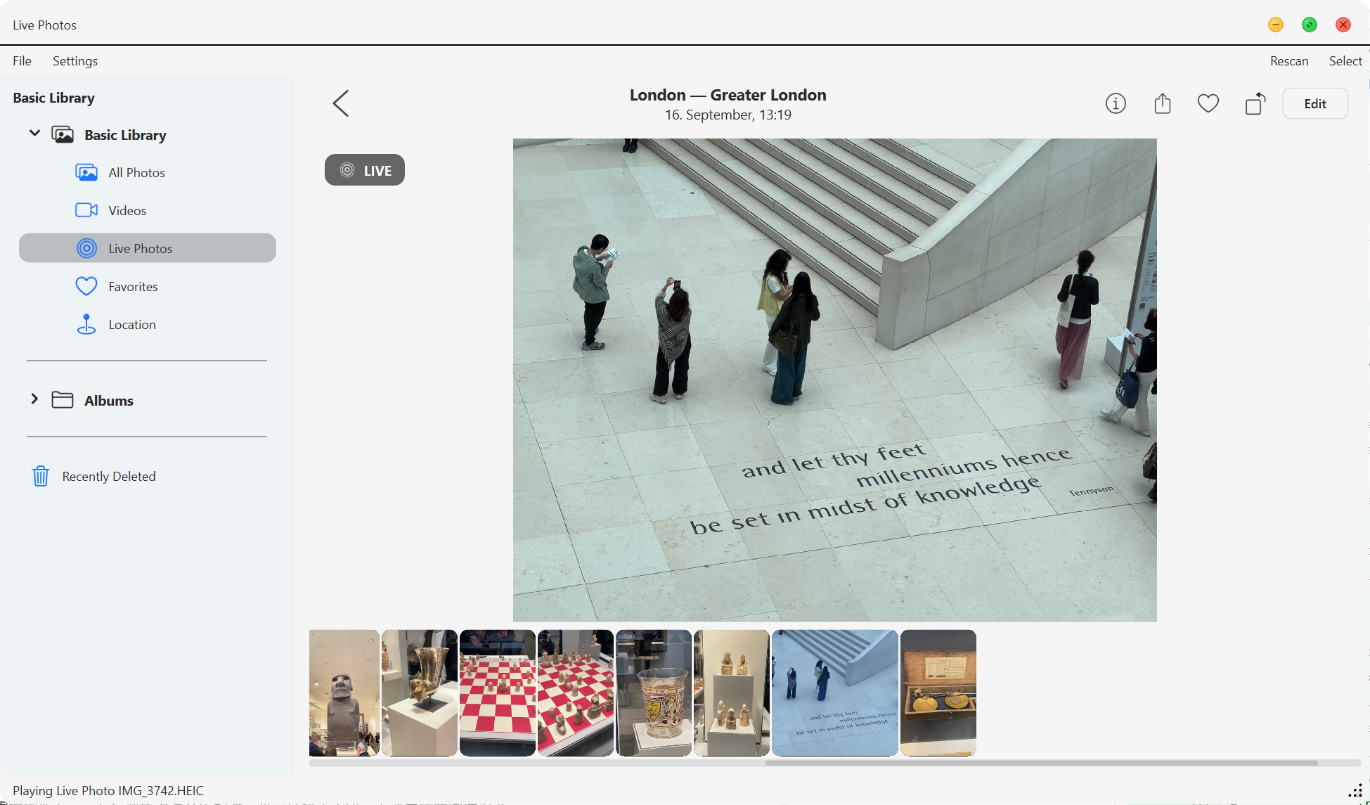 iPhotron gallery image