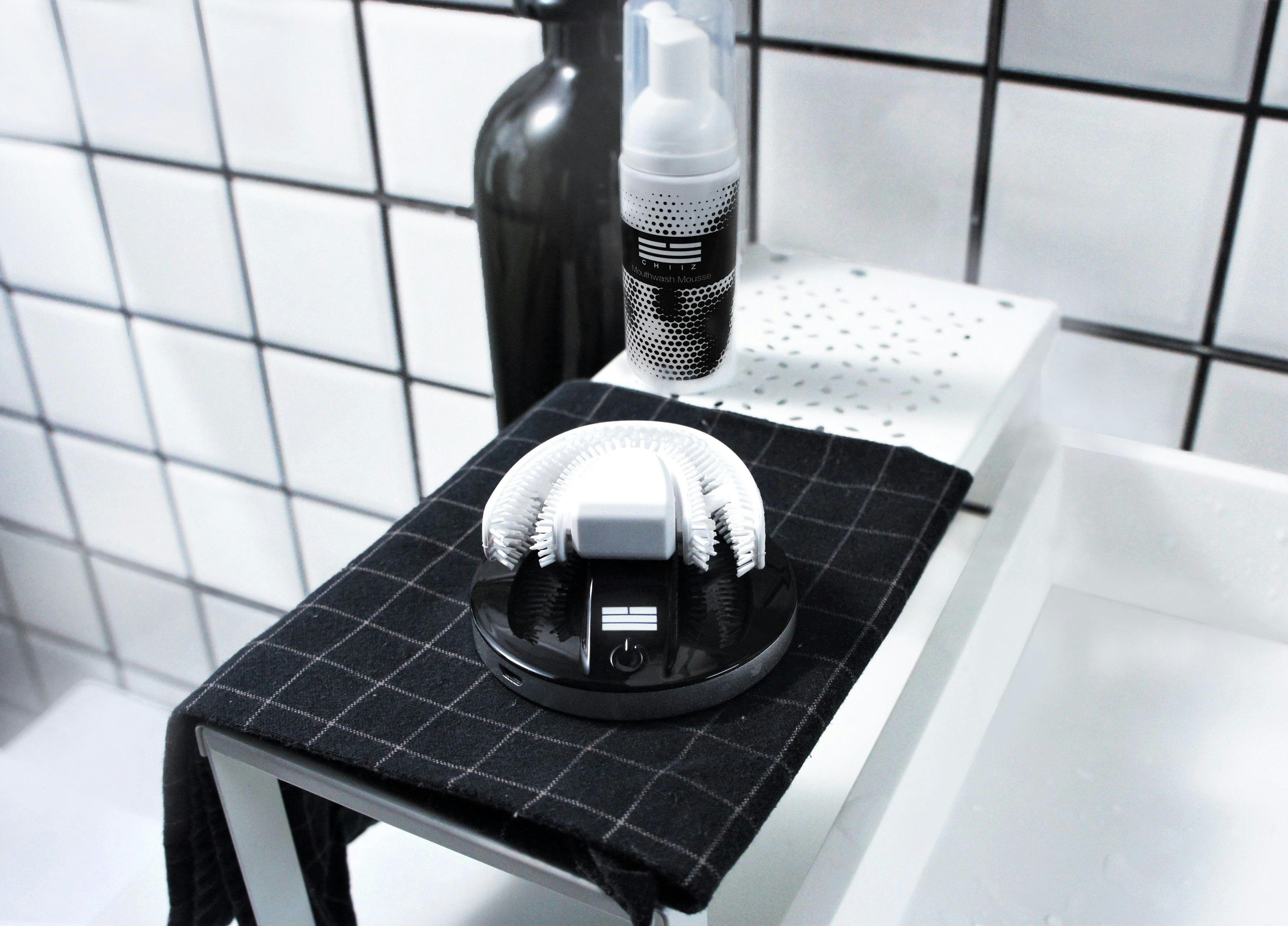 CHIIZ Automatic Toothbrush gallery image