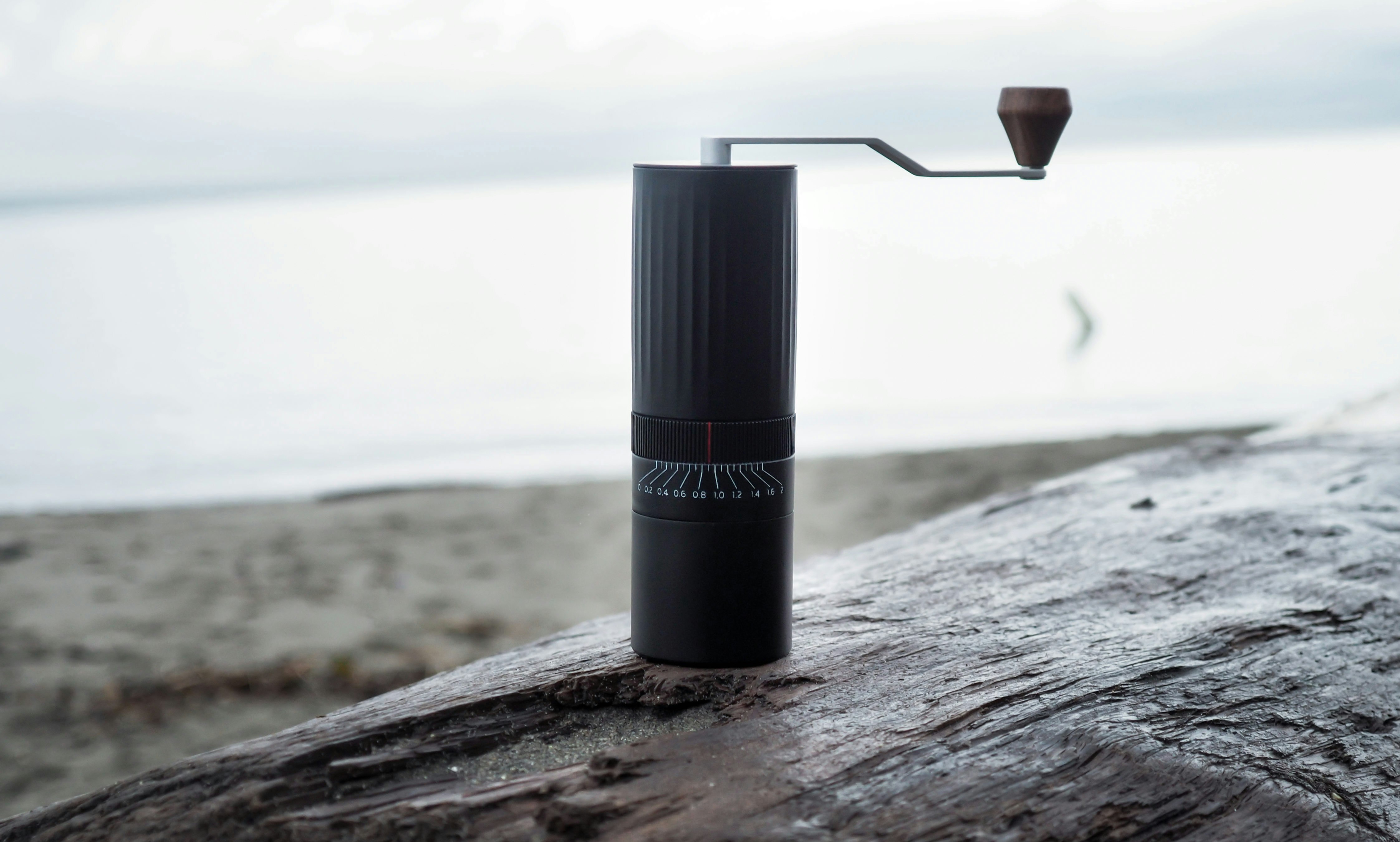 Hiku - the Premium Coffee Grinder