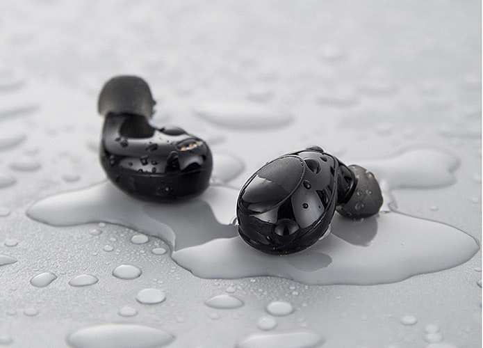 Montano: The world 1st spinning wireless earphone