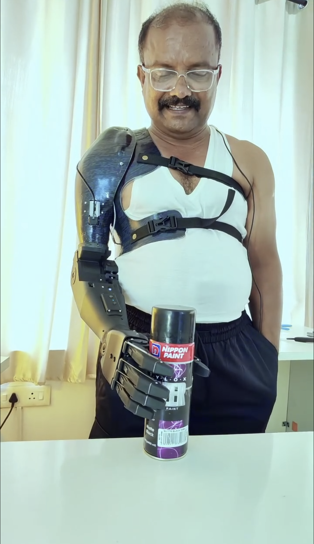 Angel Hand gallery image