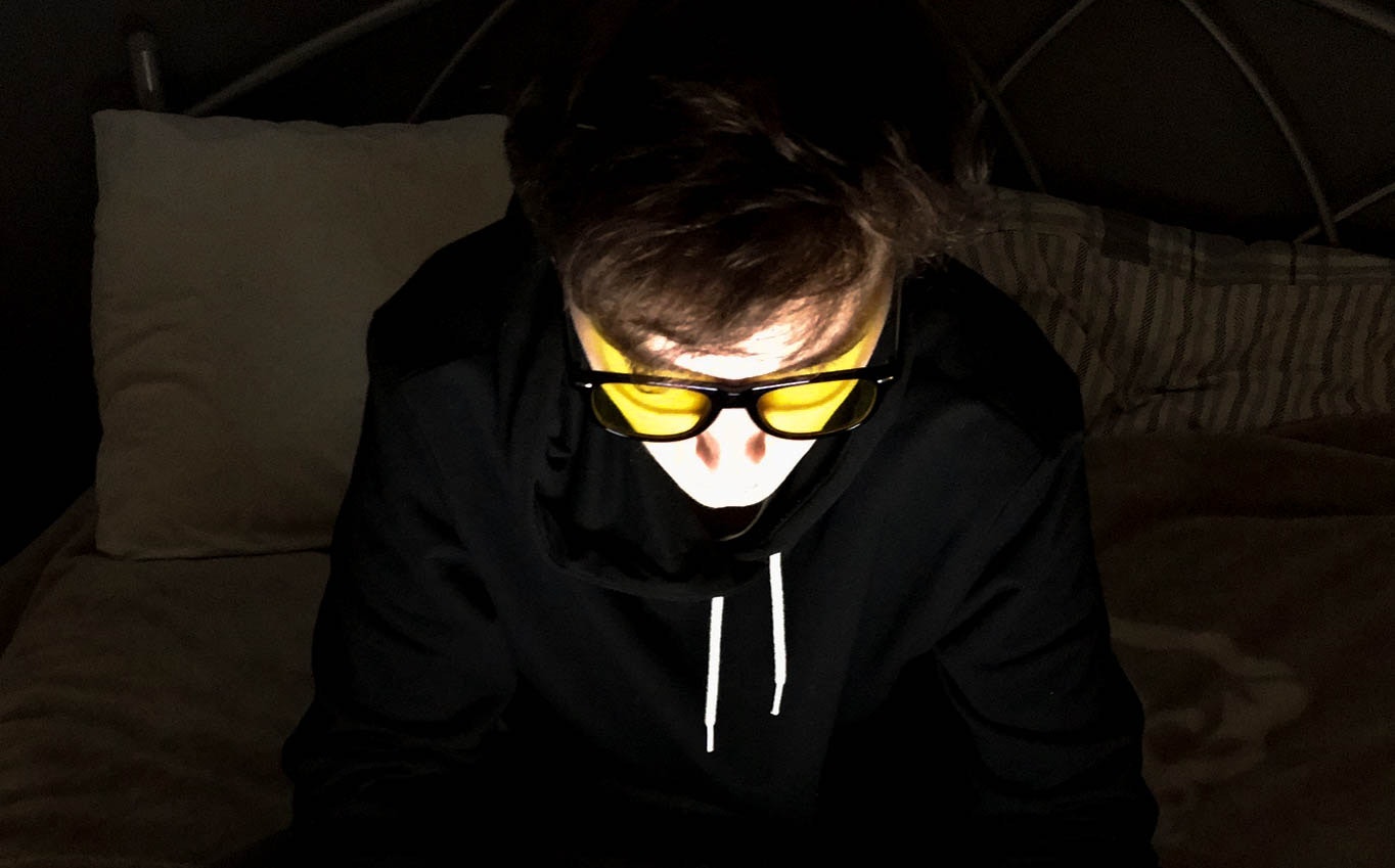 Sleepwells Blue Light Blocking Glasses gallery image