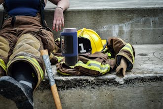 MOX: Wirelessly Heat Food/Beverages On The Go gallery image