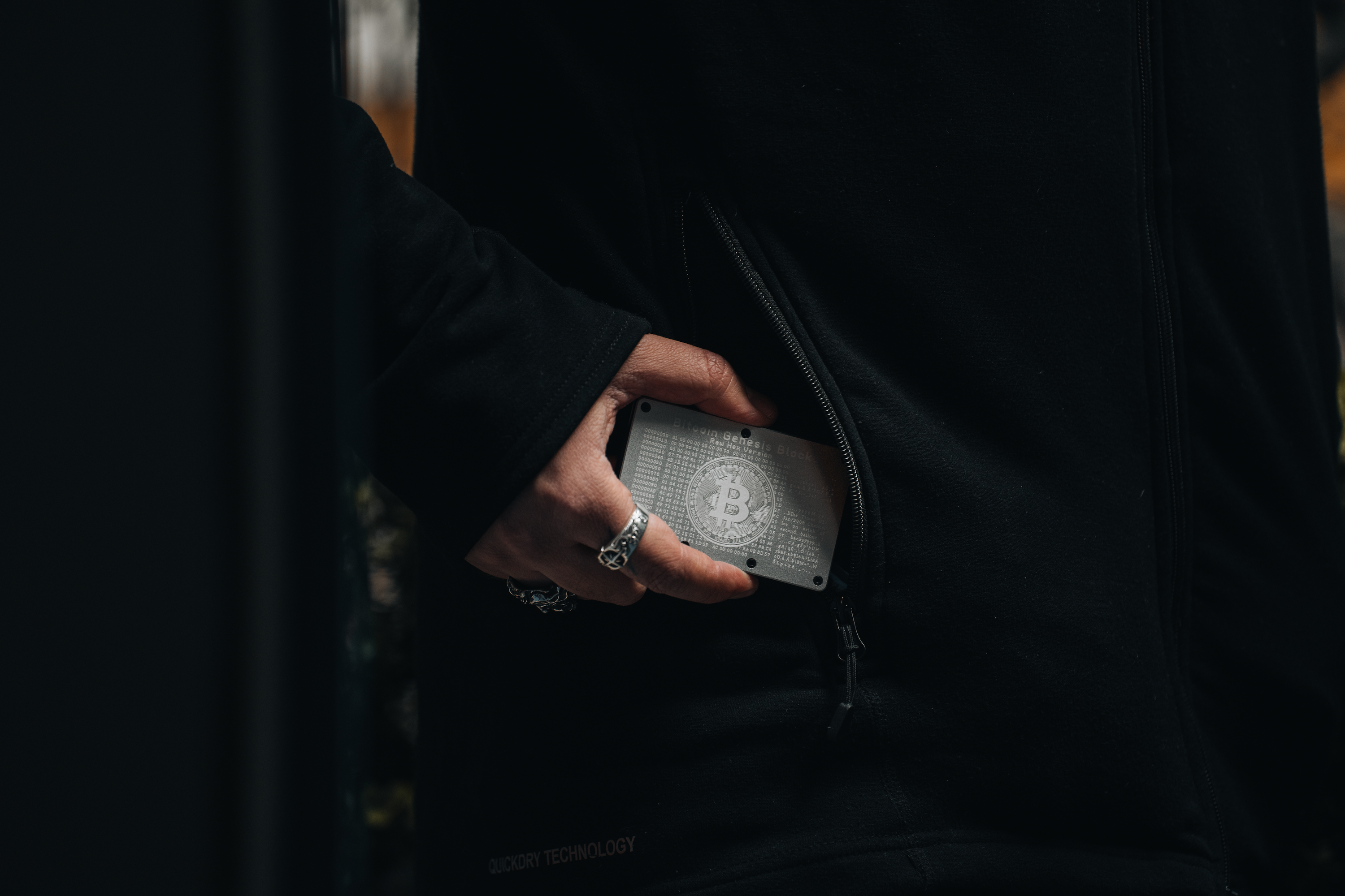 Média Portefeuille de cartes de crédit pour les amateurs de Bitcoin - Montrez votre amour pour Bitcoin dans le style 2