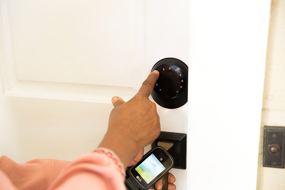 Oval Access gallery image