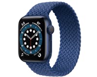 Apple Watch Series 7 media 3