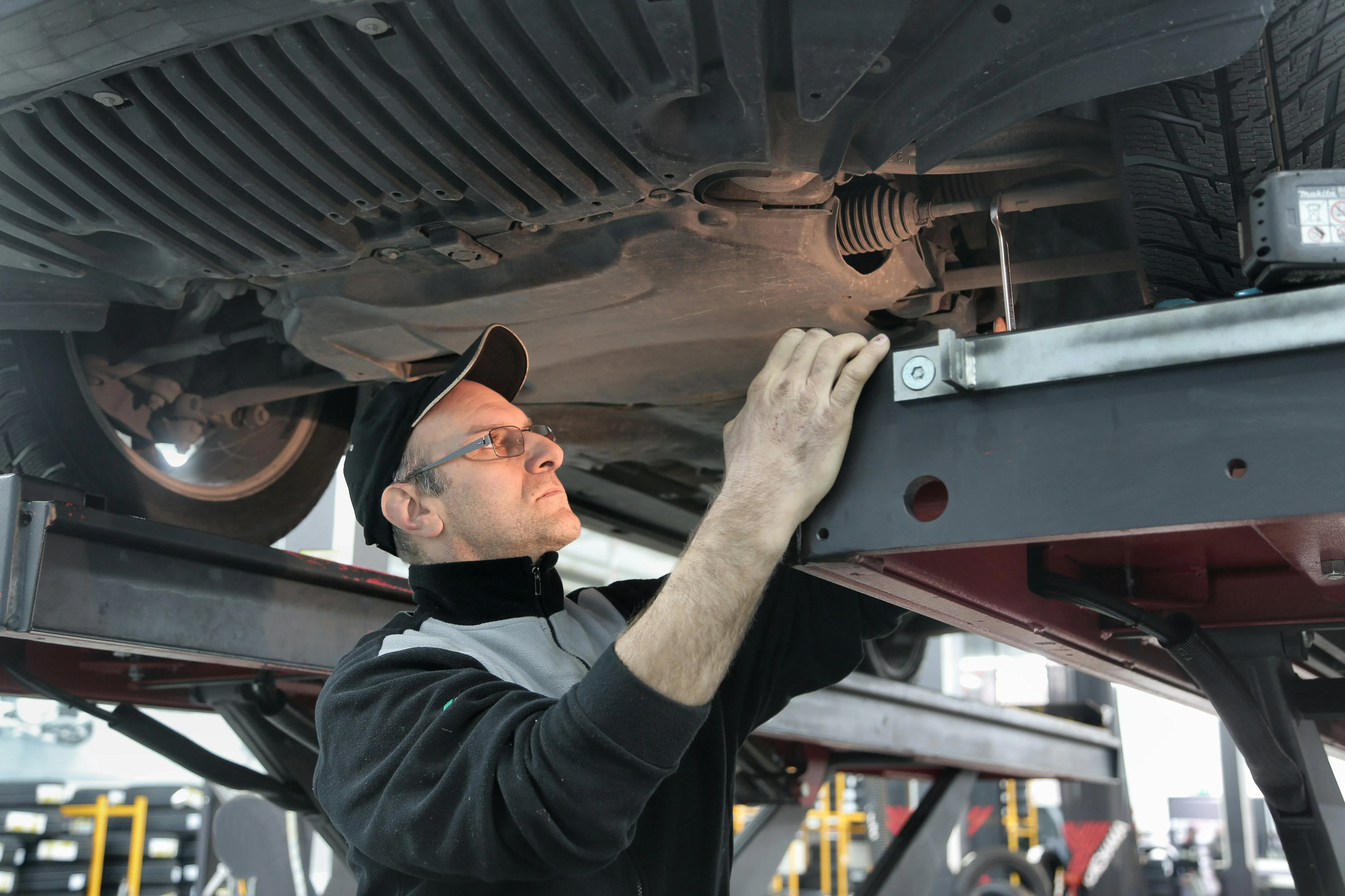 Free MOT Checker gallery image