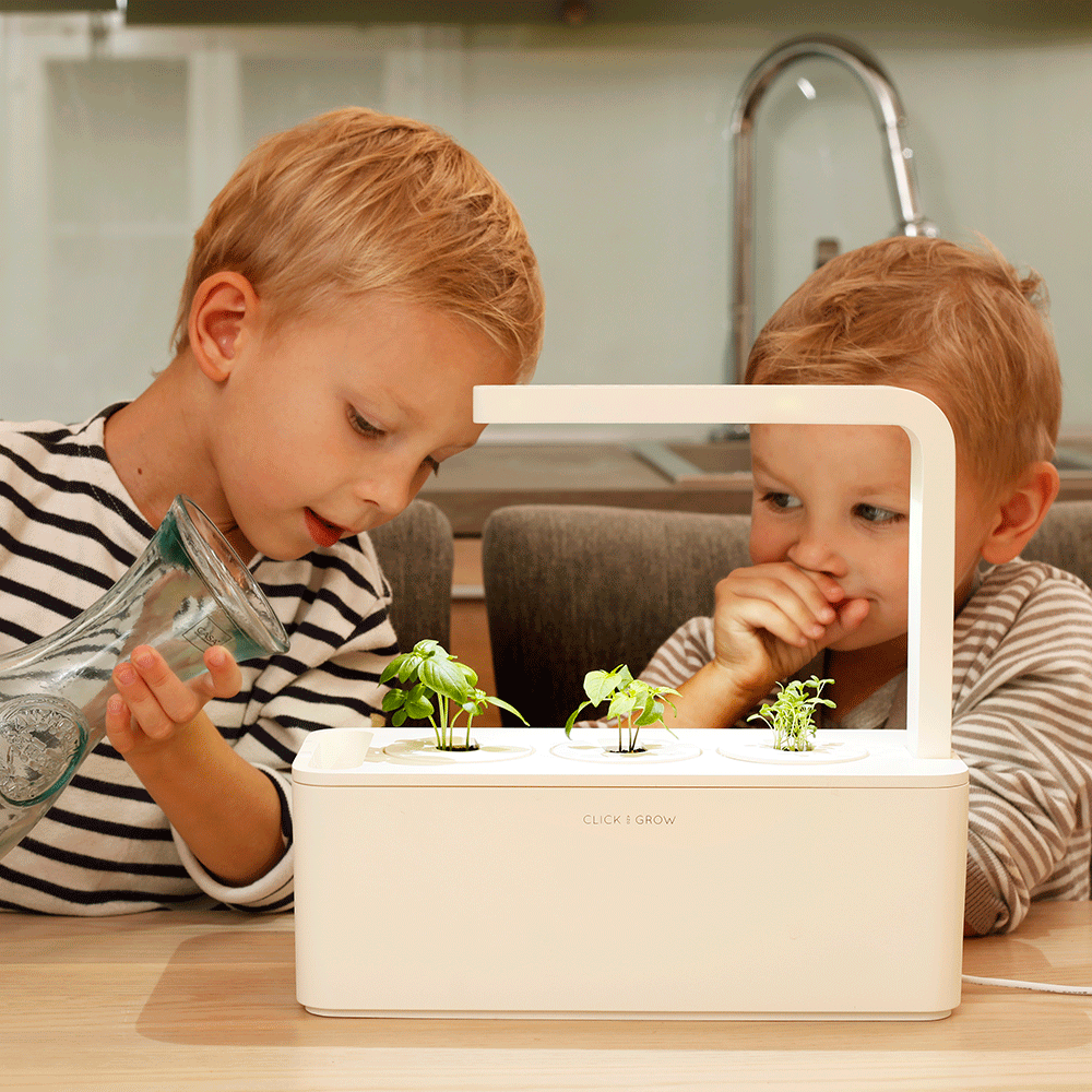 Click & Grow Smart Gardens gallery image