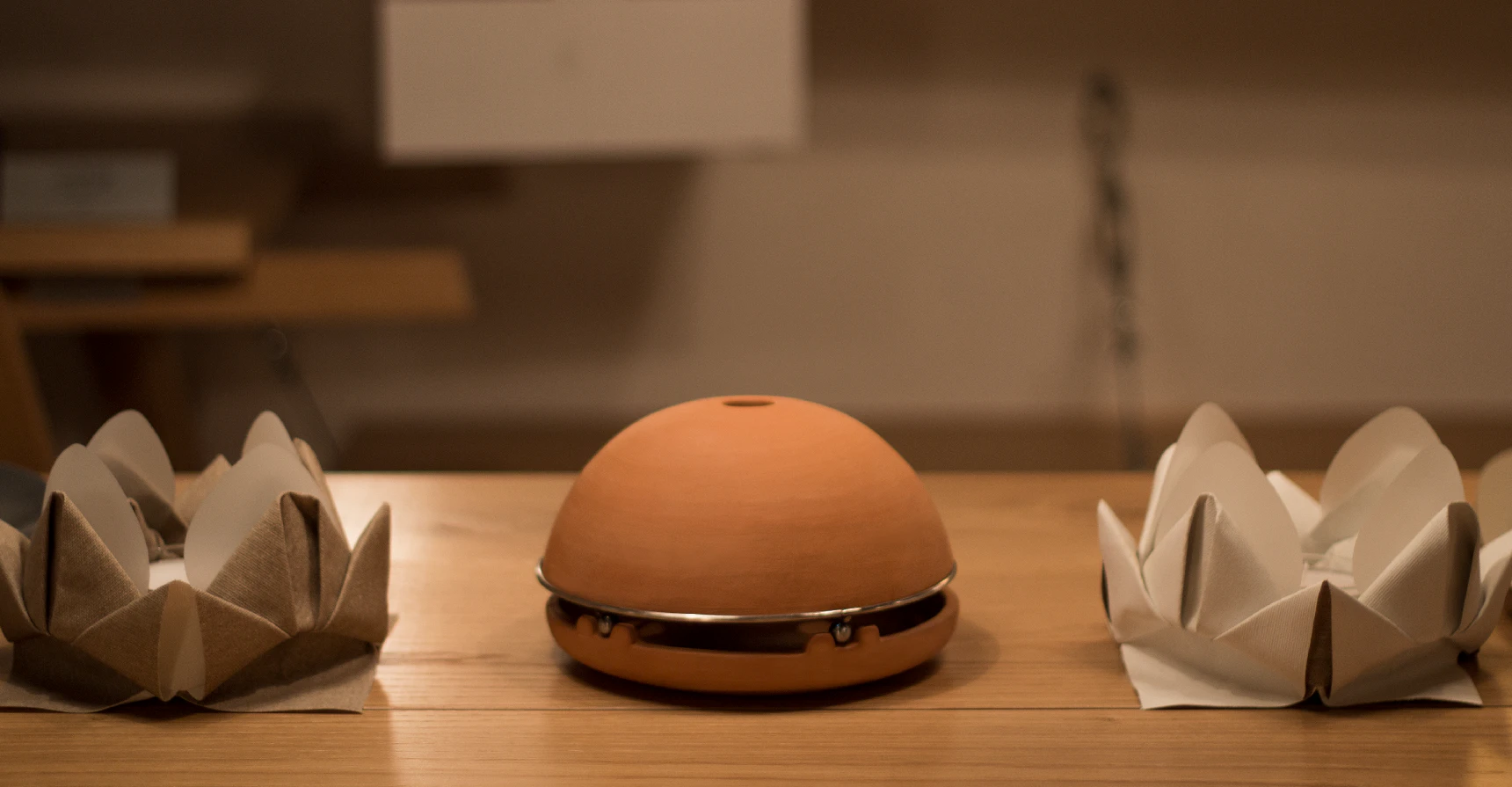 Egloo - Candle powered heater