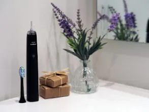 Philips Sonicare ProtectiveClean 4100 gallery image