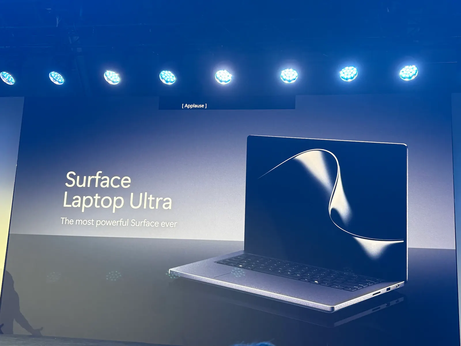Microsoft Surface Laptop Ultra screenshot 2