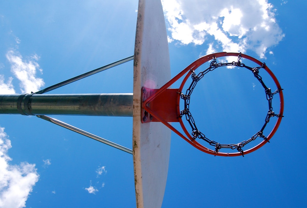 99 Percent Invisible - #199: The Yin and Yang of Basketball