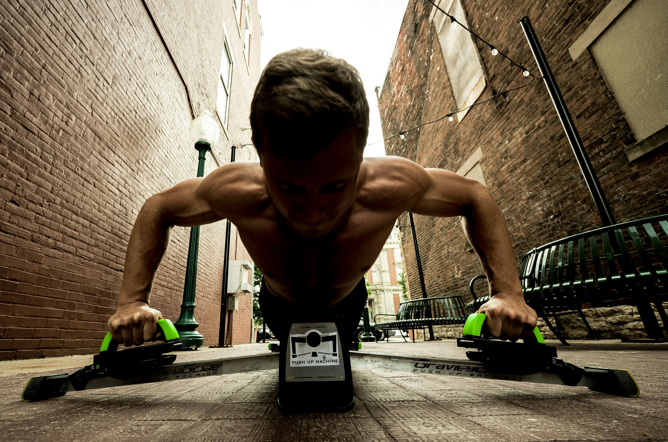 PUSH UP MACHINE gallery image