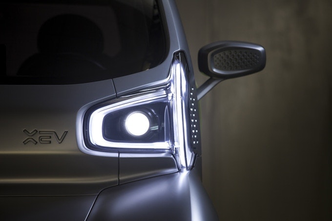 XEV YOYO gallery image