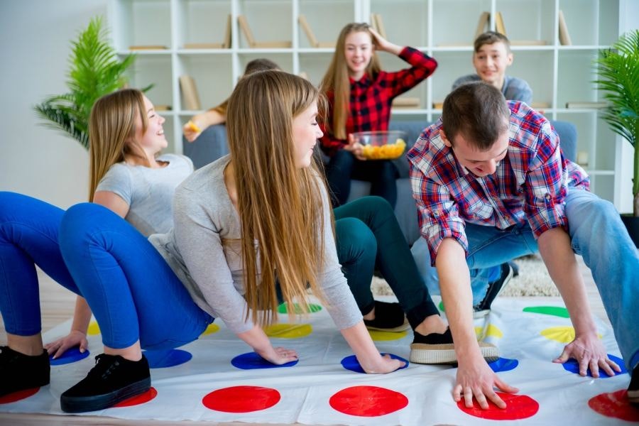 Mejores Juegos para jugar con amigos gallery image