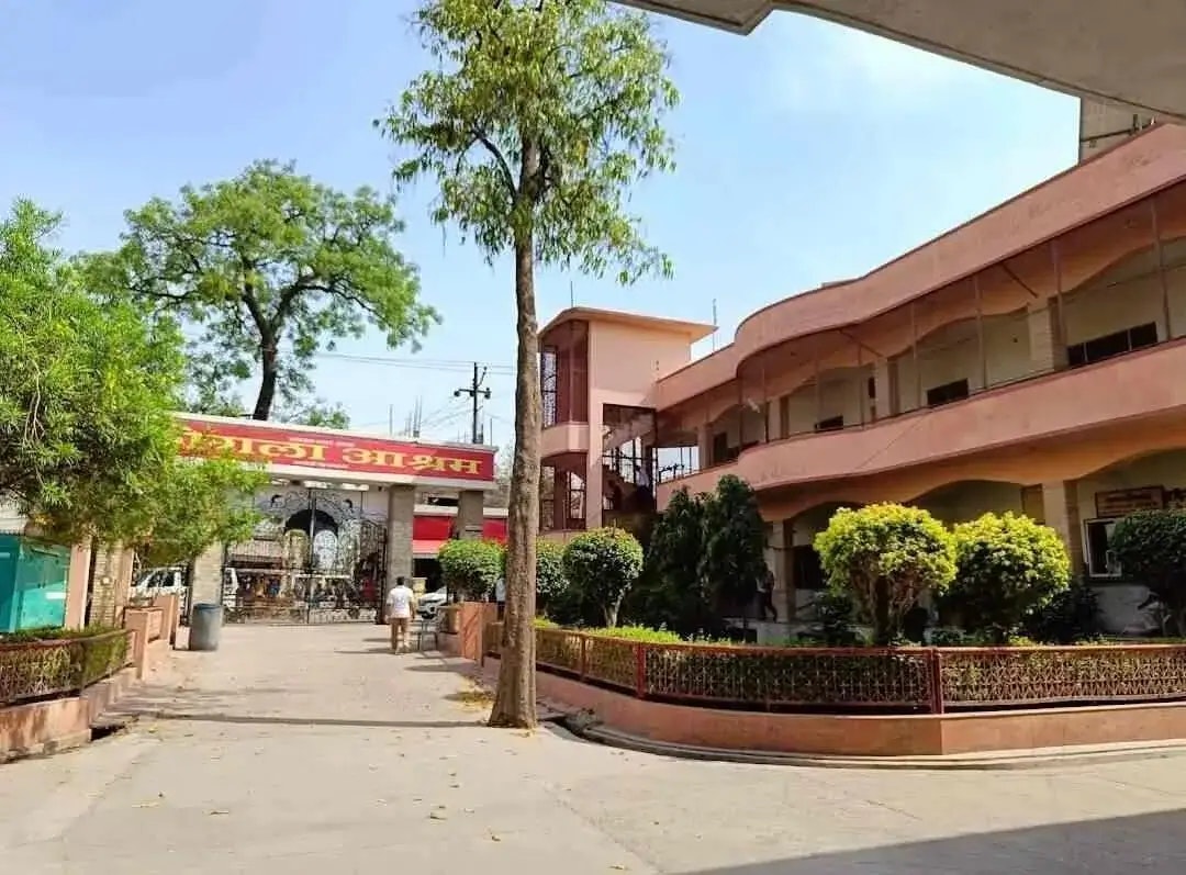 Phogla Ashram Vrindavan - Fogla Ashram酒店预订 - 立即保留您的住宿媒体1