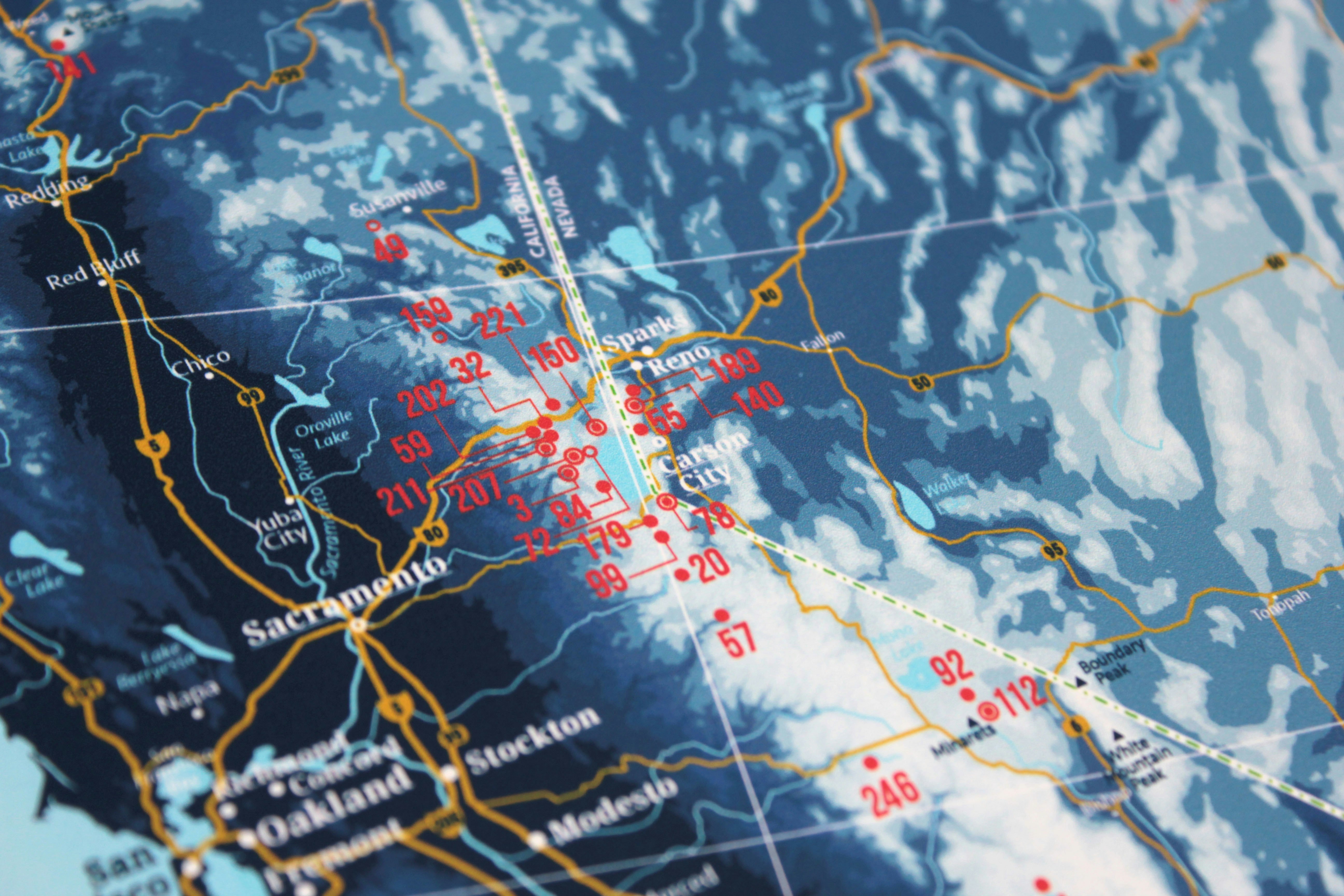 Ski resorts of the West gallery image