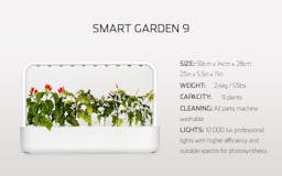 The Click & Grow self-growing Smart Garden media 2